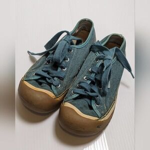 Keen Sneakers Size 7.5 good condition